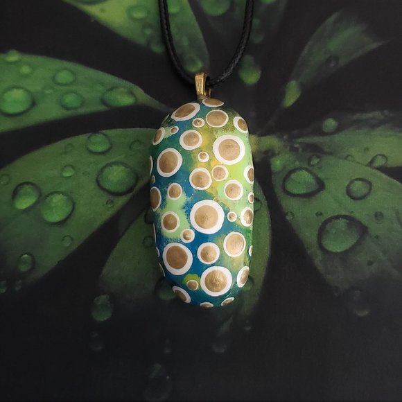 Handpainted Dot Art Pendant, Tahiti Green, Mod, Modern Art Jewelry - Picture 8 of 10